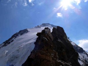 Blick ber den Westgrat zum Gipfel